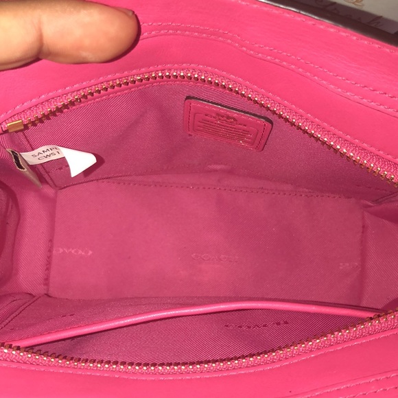 RARE LIMITED Sample Coach Pink Croc Leather Swagger Crossbody - Picture 8 of 15